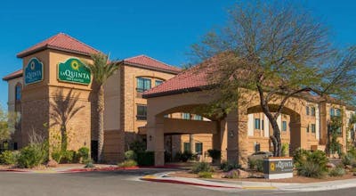 La Quinta Inn & Suites by Wyndham Las Vegas Airport South
