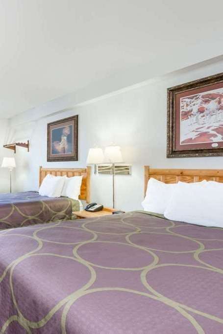 Hotel Super 8 by Wyndham Powell photo 2