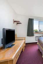 Hotel Super 8 Powell photo 3