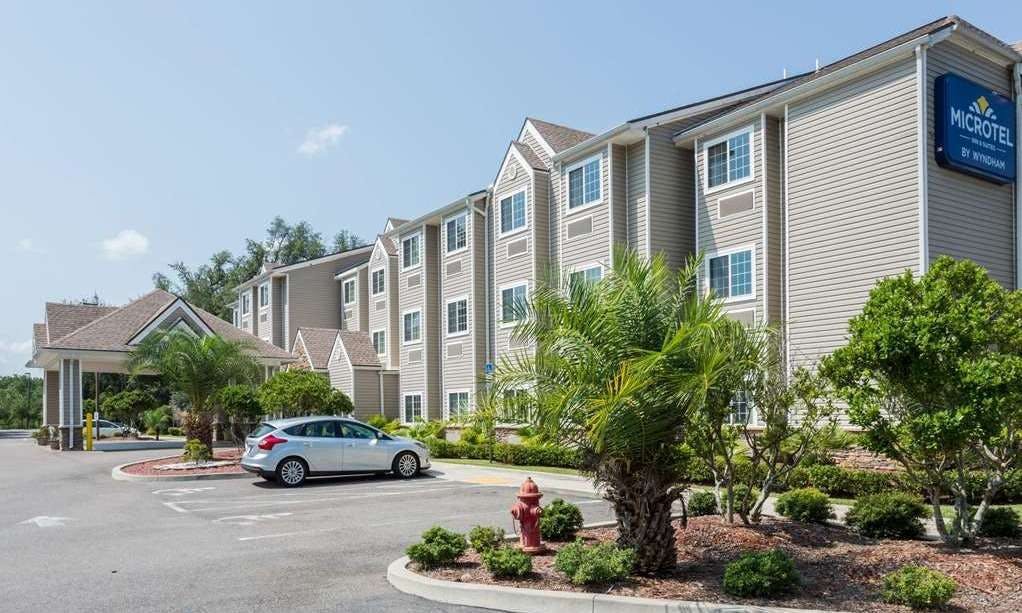 Microtel Inn & Suites by Wyndham Jacksonville Airport