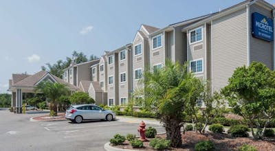 Microtel Inn & Suites by Wyndham Jacksonville Airport