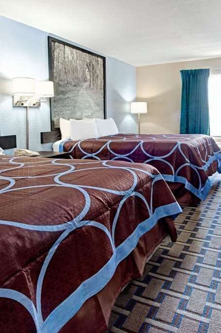 Hotel Super 8 by Wyndham Lakeland photo 2