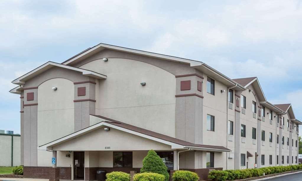 Super 8 by Wyndham Danville VA