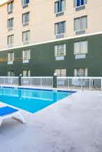 Hotel La Quinta Inn N Myrtle Beach photo 4