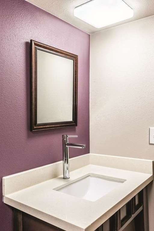 Hotel La Quinta Inn Ste CO Springs N photo 5