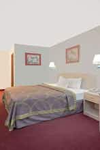 Hotel Super 8 Keystone/Mt. Rushmore photo 1