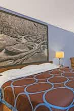 Hotel Super 8 by Wyndham Caryville TN photo 1