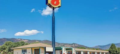 Super 8 Yreka