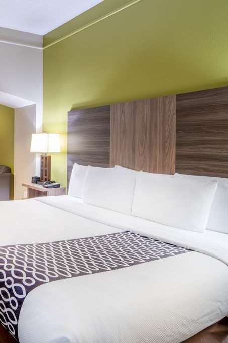 Hotel La Quinta Inn & Suites by Wyndham Atlanta Stockbridge photo 1