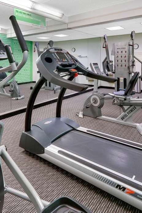 Hotel La Quinta Inn & Suites by Wyndham Dallas North Central photo 3