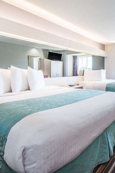 Hotel Microtel Claremore photo 2