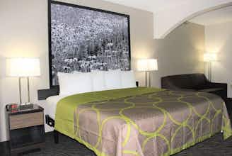 Hotel Super 8 by Wyndham High Point/Greensboro photo 4