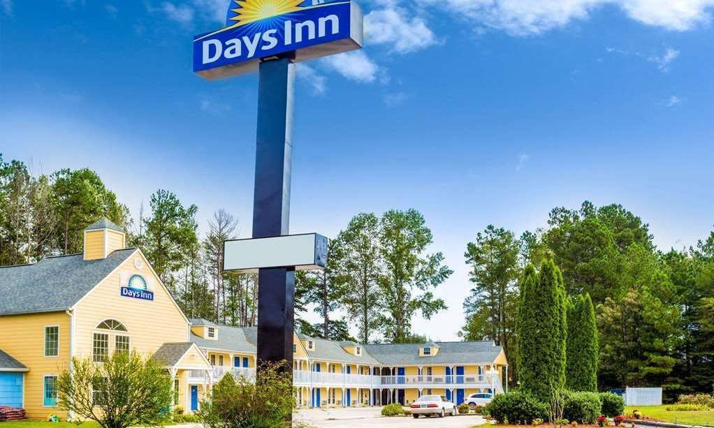 Days Inn by Wyndham Cornelia