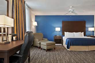Hotel Baymont Inn Suites Washington photo 3