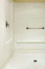Hotel Howard Johnson Arlington photo 5