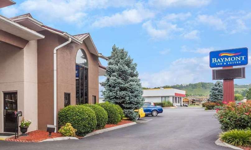 Baymont by Wyndham Pigeon Forge near Island Drive
