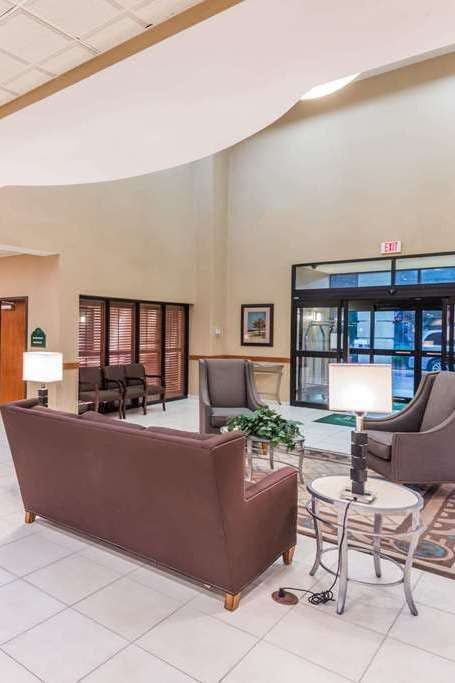 Hotel Wingate by Wyndham New Braunfels photo 5