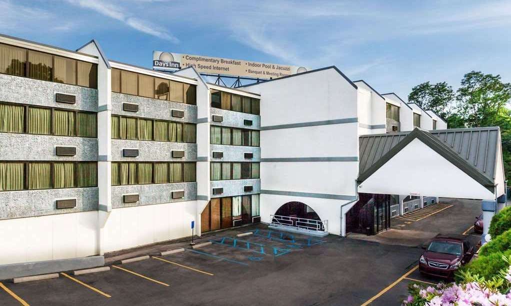 Days Inn by Wyndham Scranton PA