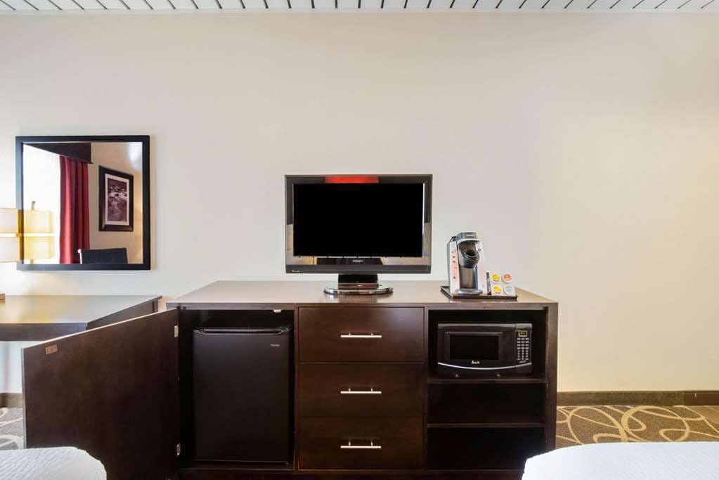 Hotel La Quinta Inn & Suites by Wyndham Elkview - Charleston NE photo 4