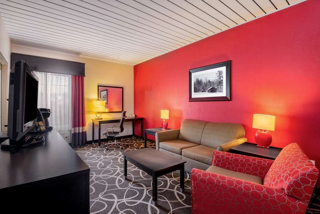 Hotel La Quinta Inn & Suites by Wyndham Elkview - Charleston NE photo 5