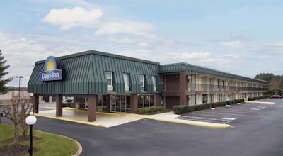 Days Inn by Wyndham Seneca / Clemson Area