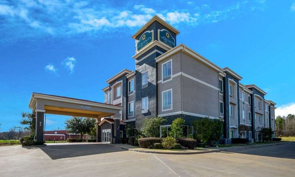 La Quinta Inn & Suites by Wyndham Marshall