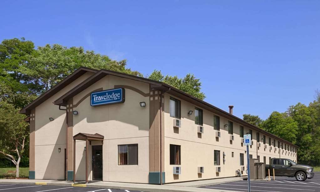 Travelodge by Wyndham Muskegon
