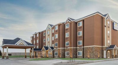 Microtel Inn & Suites by Wyndham Moorhead Fargo Area