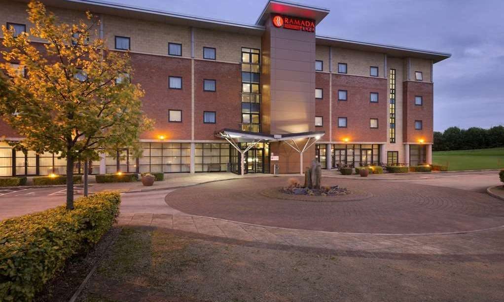 Ramada Plaza by Wyndham Wrexham