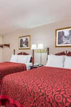 Hotel Days Inn and Suites Kaukauna photo 1