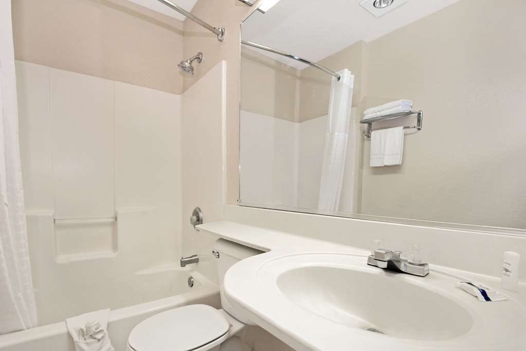 Hotel Microtel Albuquerque West photo 5