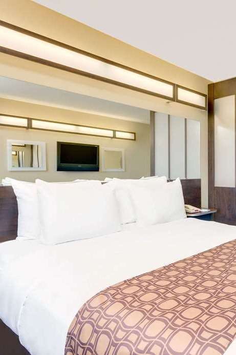 Hotel Microtel by Wyndham Perry National Fairground Area I-75 photo 1