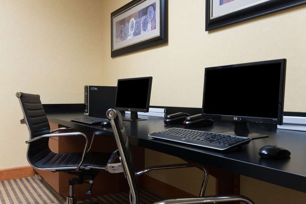 Hotel Wingate Dayton Fairborn photo 4