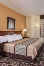 Hotel Days Inn by Wyndham Yadkinville photo 1