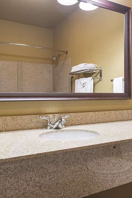 Hotel La Quinta Inn & Suites by Wyndham Trinidad photo 4