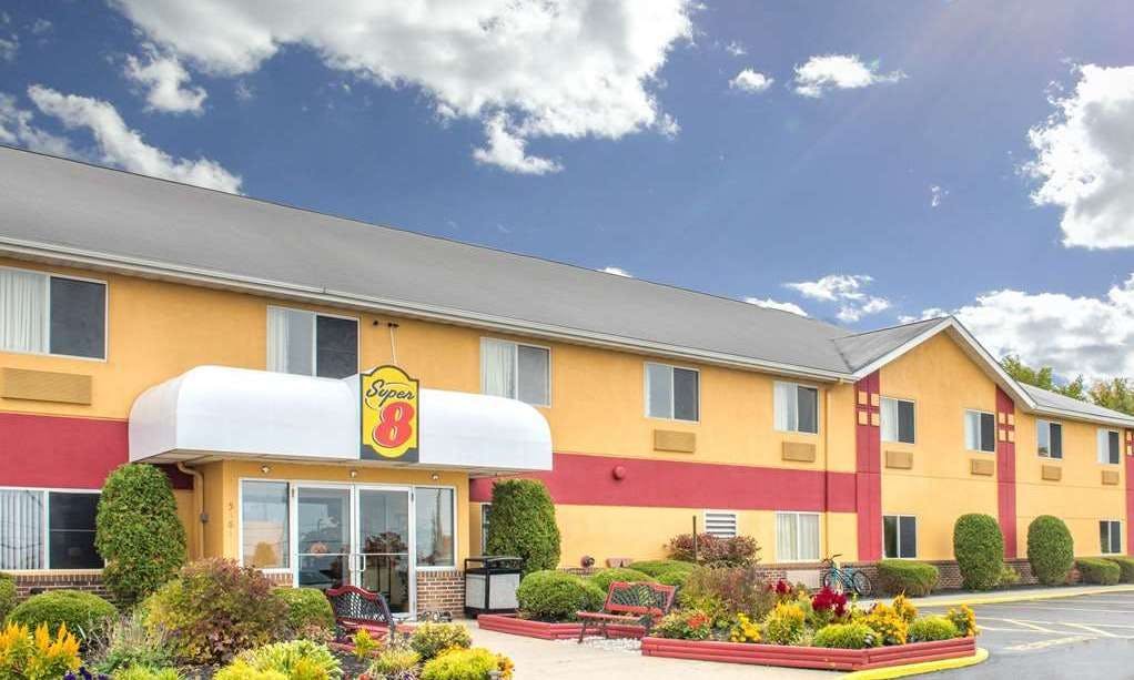 Super 8 by Wyndham Medina