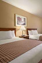 Hotel Baymont I And S Seattle/KL photo 2