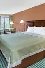 Hotel Days Inn Westminster photo 1