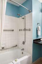 Hotel Super 8 by Wyndham Indio photo 3