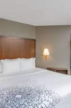 Hotel La Quinta Inn Ste Meadowlands photo 1