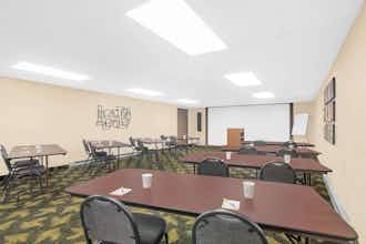 Hotel Days Inn Wall photo 5