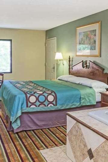 Hotel Super 8 by Wyndham Norcross/I-85 Atlanta photo 2