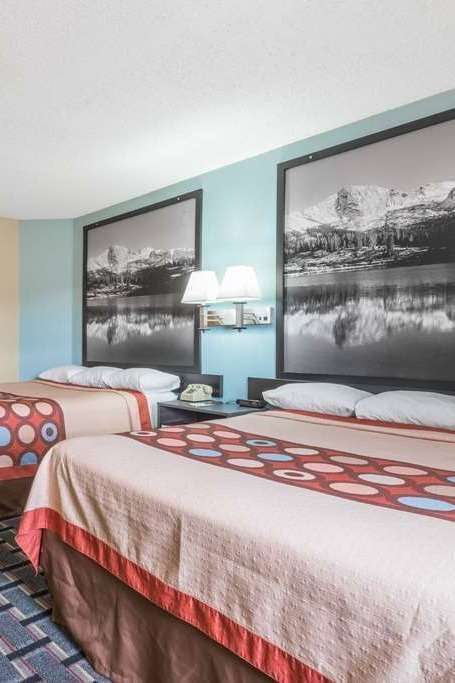 Hotel Super 8 Henderson NE Denver photo 2