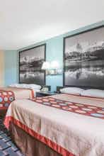 Hotel Super 8 Henderson NE Denver photo 2