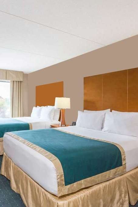 Hotel Wingate by Wyndham Richmond Short Pump photo 2