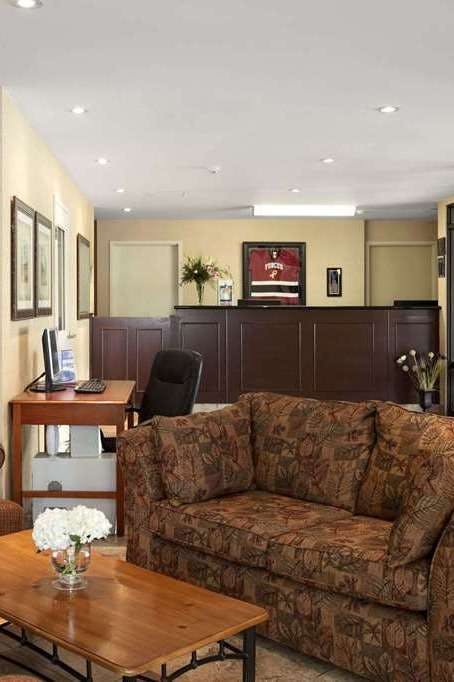 Hotel Travelodge by Wyndham Trenton photo 5