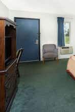 Hotel Super 8 Taylorville IL photo 3