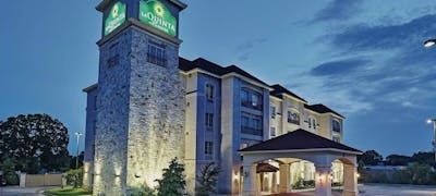 La Quinta Inn Ste DFW AP W