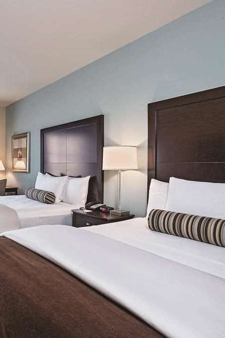 Hotel La Quinta Inn & Suites by Wyndham DFW Airport West - Euless photo 3