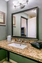 Hotel La Quinta Inn Ste DFW AP W photo 5